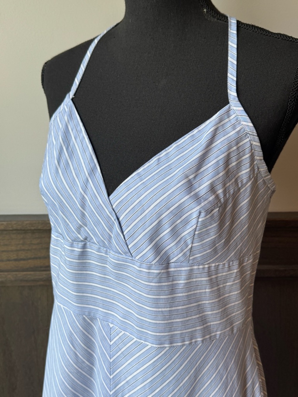Tommy Hilfiger Light Blue & White Striped v neck cotton halter dress 12 EUC - Picture 2 of 10